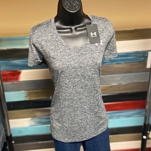 Under Armour v-neck NWT